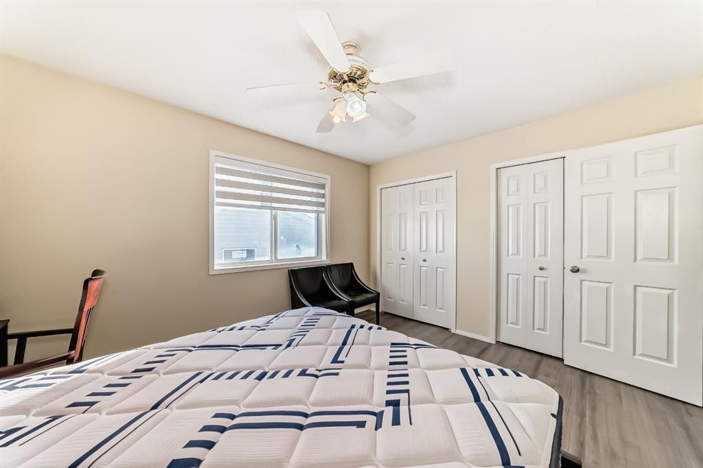 158 Somervale Close Sw, Calgary, AB - Indoor Photo Showing Bedroom