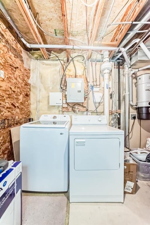 158 Somervale Close Sw, Calgary, AB - Indoor Photo Showing Laundry Room