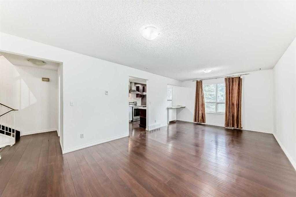 5-5400 Dalhousie Drive Nw, Calgary, AB - Indoor