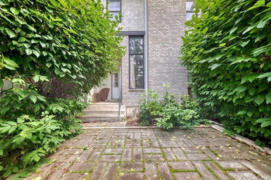 5-5400 Dalhousie Drive Nw, Calgary, AB - Outdoor