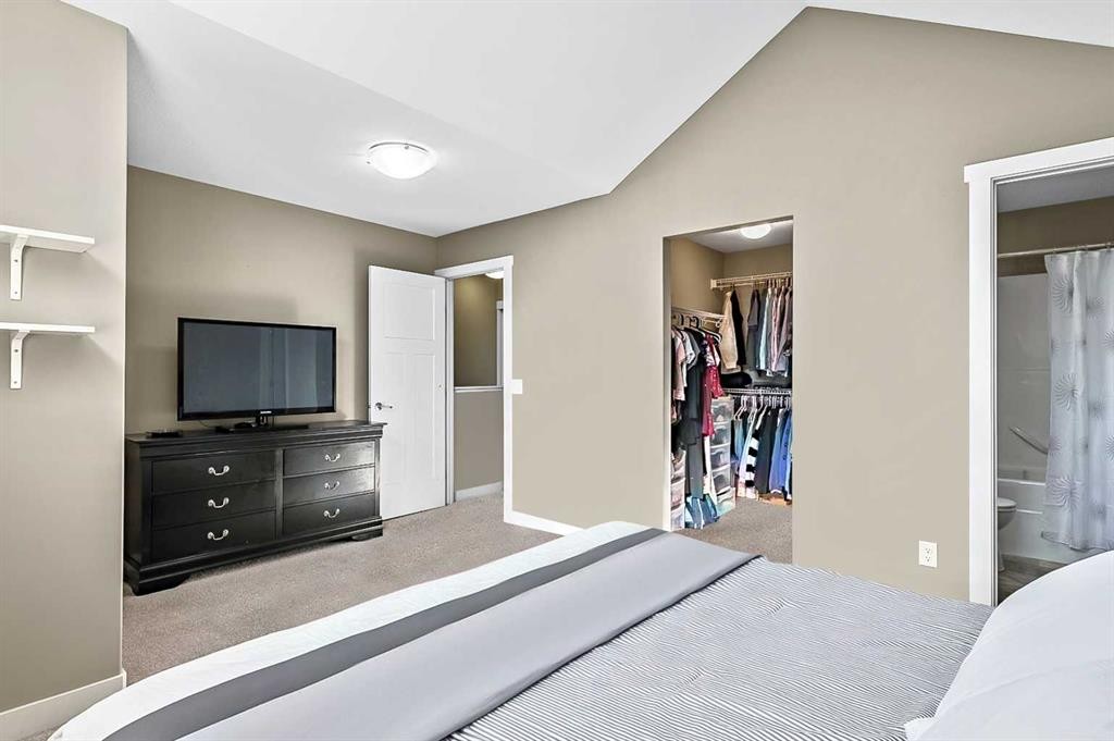108 Skyview Ranch Grove Ne, Calgary, AB - Indoor Photo Showing Bedroom