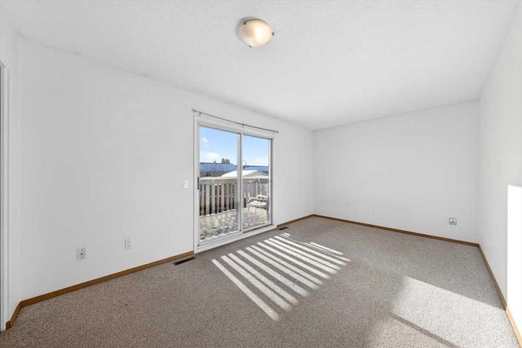184 Falmere Way Ne, Calgary, AB - Indoor Photo Showing Other Room