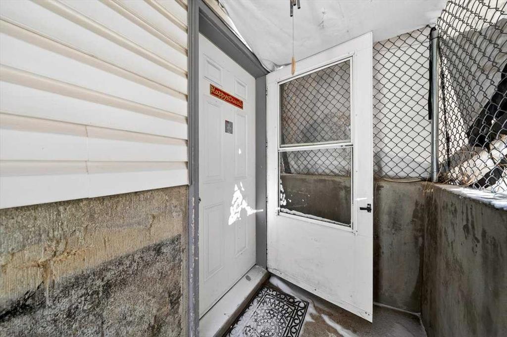 184 Falmere Way Ne, Calgary, AB - Indoor Photo Showing Other Room