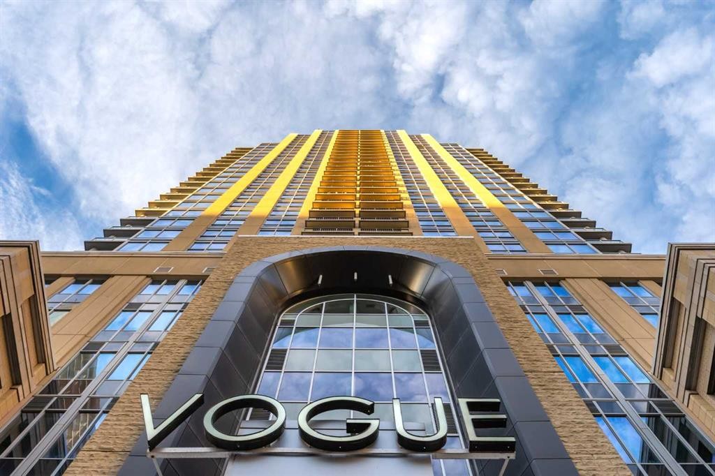 2208-930 6 Avenue Sw, Calgary, AB - Outdoor