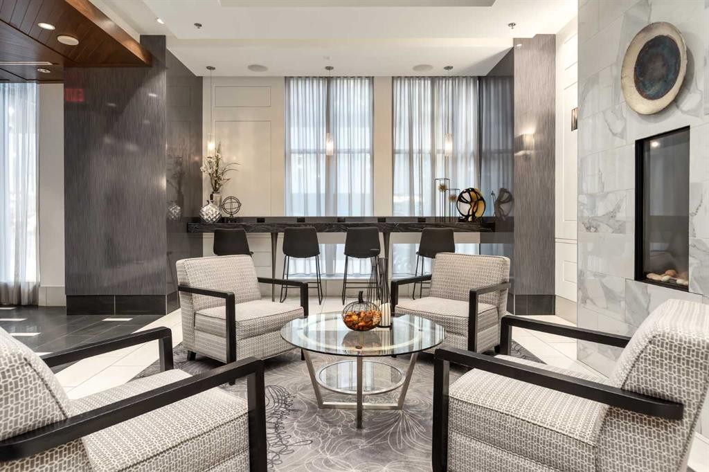 2208-930 6 Avenue Sw, Calgary, AB - Indoor