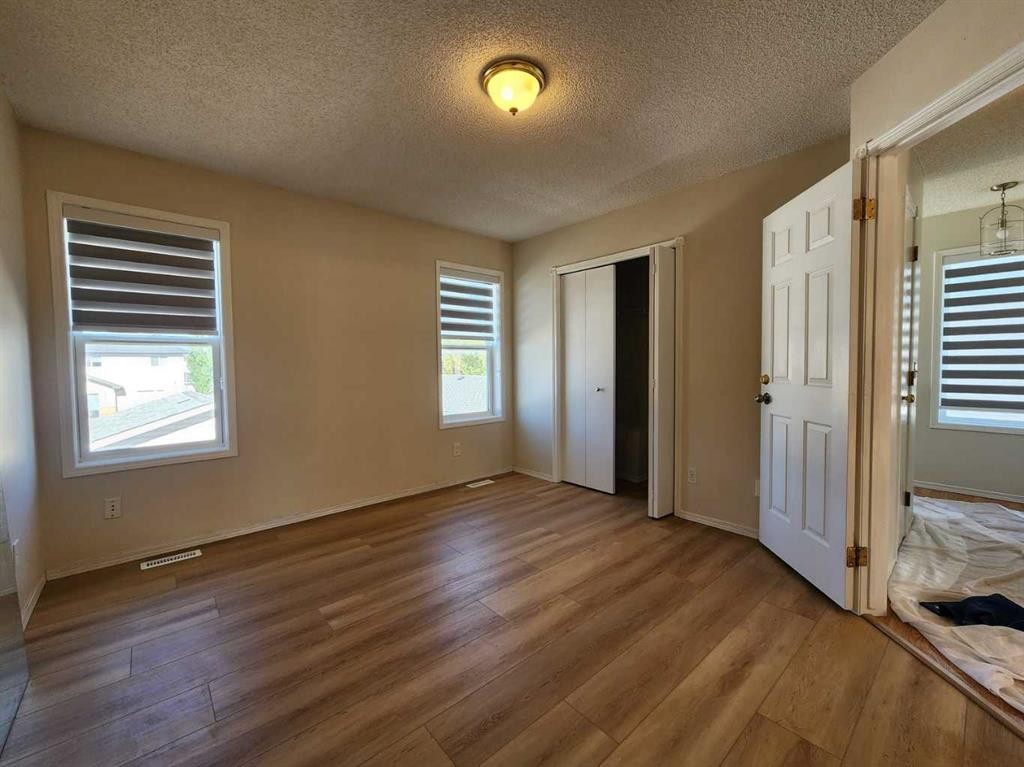 86 Harvest Rose Circle Ne, Calgary, AB - Indoor Photo Showing Other Room