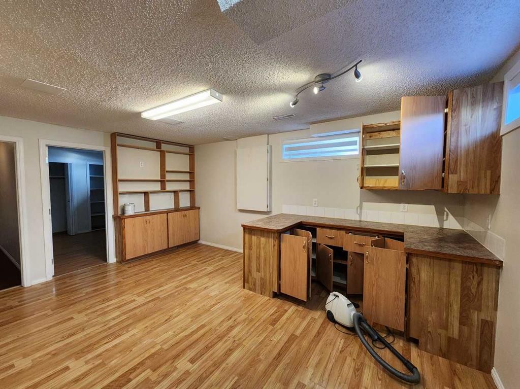 86 Harvest Rose Circle Ne, Calgary, AB - Indoor