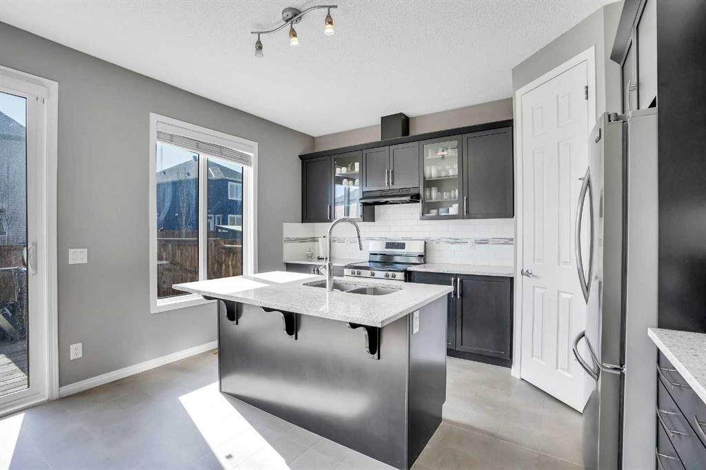76 Cityscape Grove Ne, Calgary, AB - Indoor Photo Showing Kitchen With Stainless Steel Kitchen With Double Sink With Upgraded Kitchen