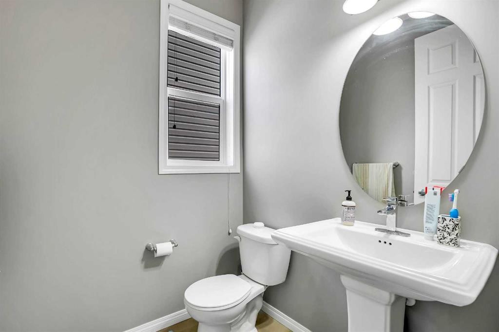 76 Cityscape Grove Ne, Calgary, AB - Indoor Photo Showing Bathroom