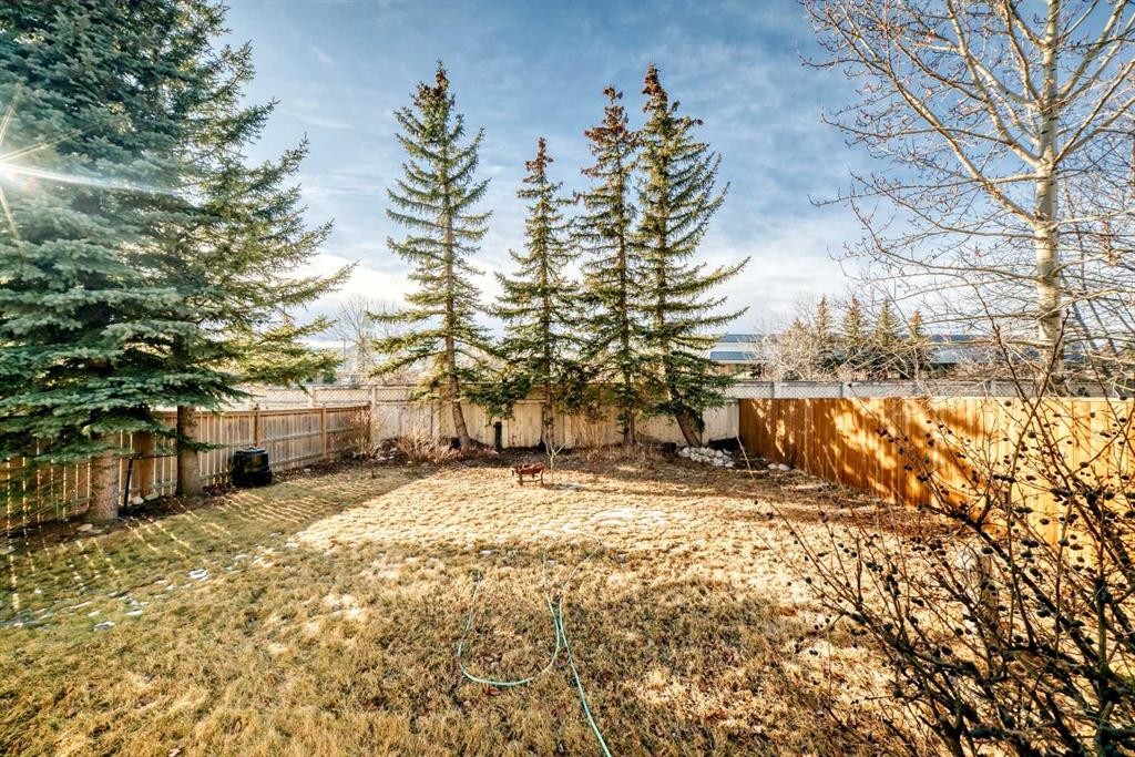 266 Edgepark Way Nw, Calgary, AB - Outdoor