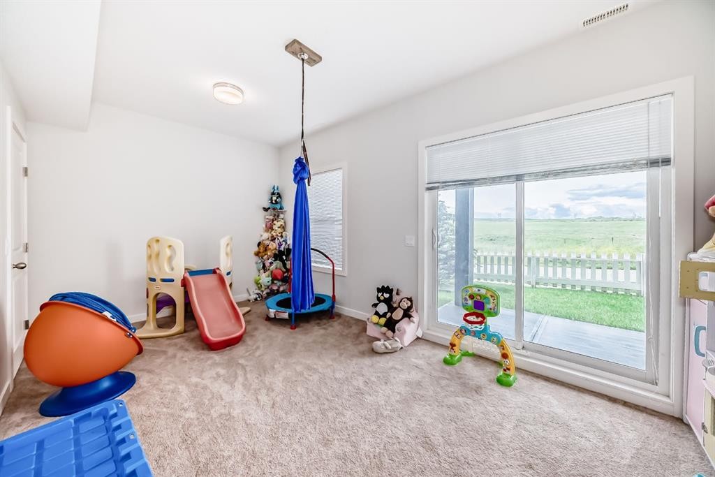 1703 Jumping Pound Common, Cochrane, AB - Indoor