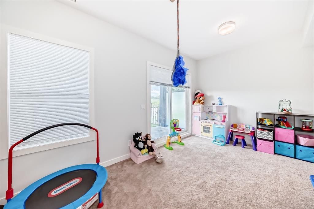 1703 Jumping Pound Common, Cochrane, AB - Indoor