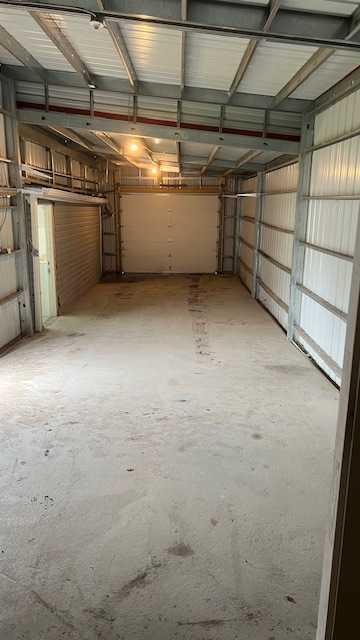 1116 37 Street Se, Calgary, AB - Indoor Photo Showing Garage