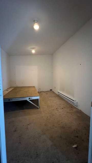 1116 37 Street Se, Calgary, AB - Indoor Photo Showing Other Room