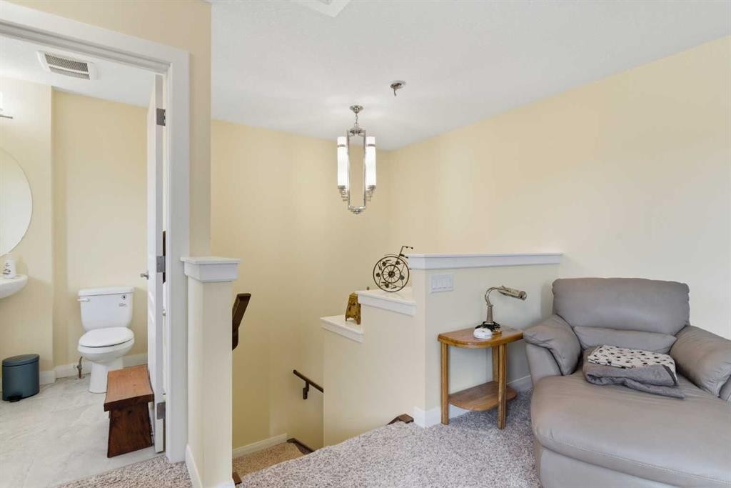 171 Evanswood Circle Nw, Calgary, AB - Indoor