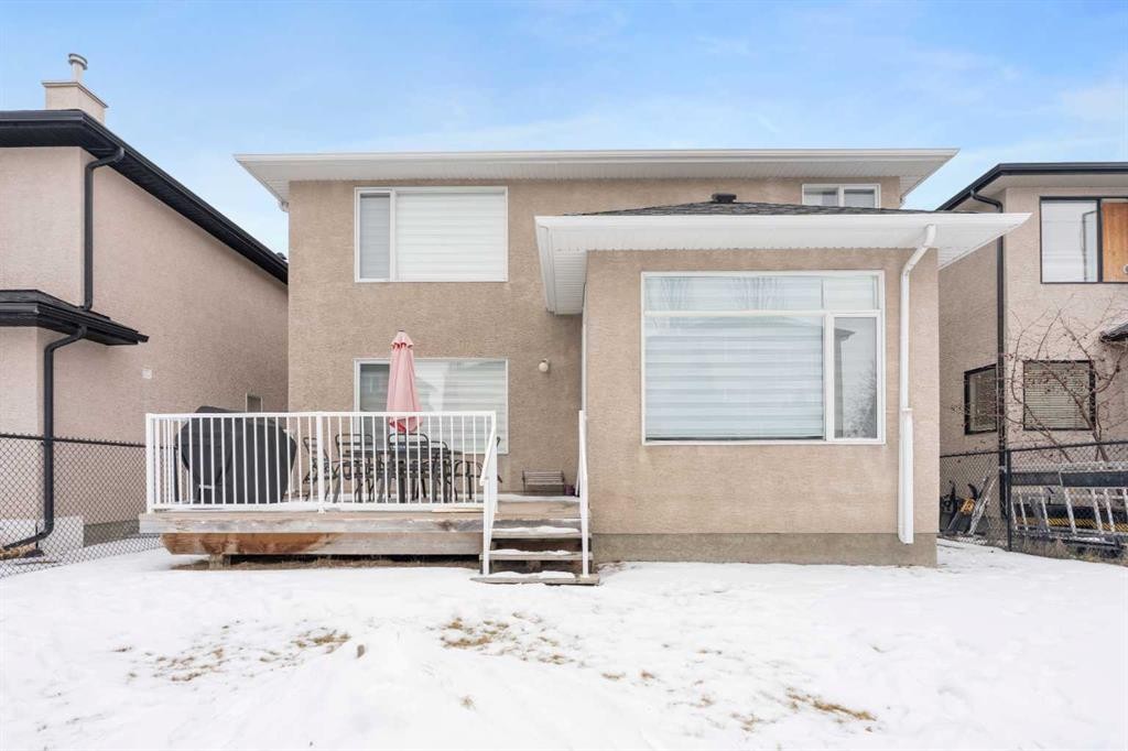 7 Everglade Circle Sw, Calgary, AB - Outdoor With Exterior