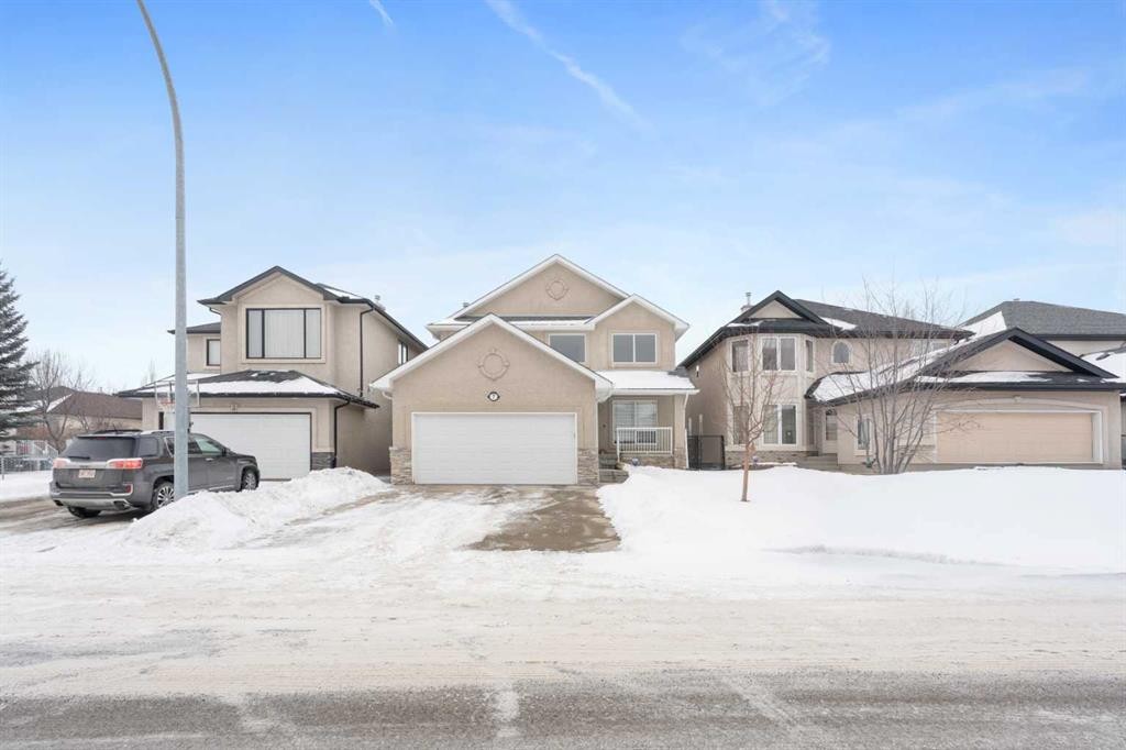 7 Everglade Circle Sw, Calgary, AB - Outdoor With Facade