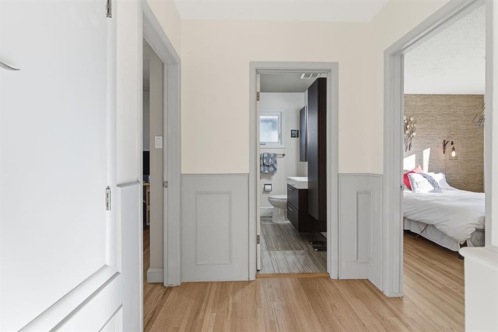 7019 20 Street Se, Calgary, AB - Indoor