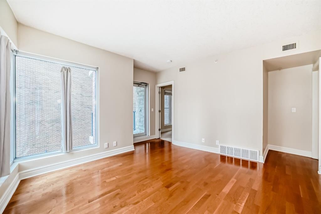 701-920 5 Avenue Sw, Calgary, AB - Indoor Photo Showing Other Room