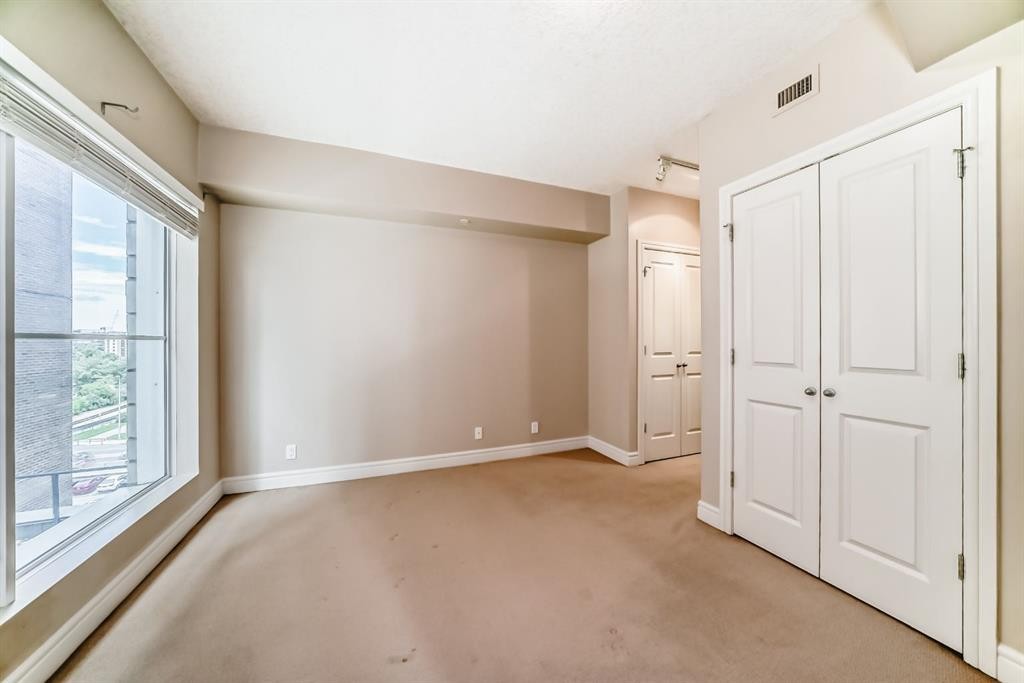 701-920 5 Avenue Sw, Calgary, AB - Indoor Photo Showing Other Room