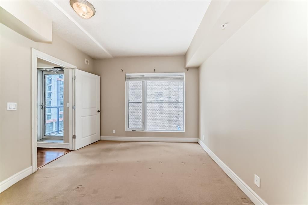 701-920 5 Avenue Sw, Calgary, AB - Indoor Photo Showing Other Room