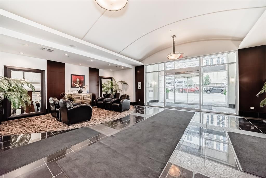 701-920 5 Avenue Sw, Calgary, AB - Indoor Photo Showing Other Room