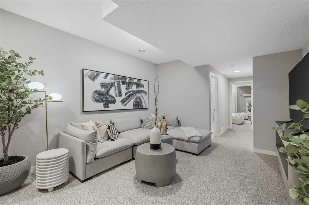 536 Legacy Circle Se, Calgary, AB - Indoor Photo Showing Other Room
