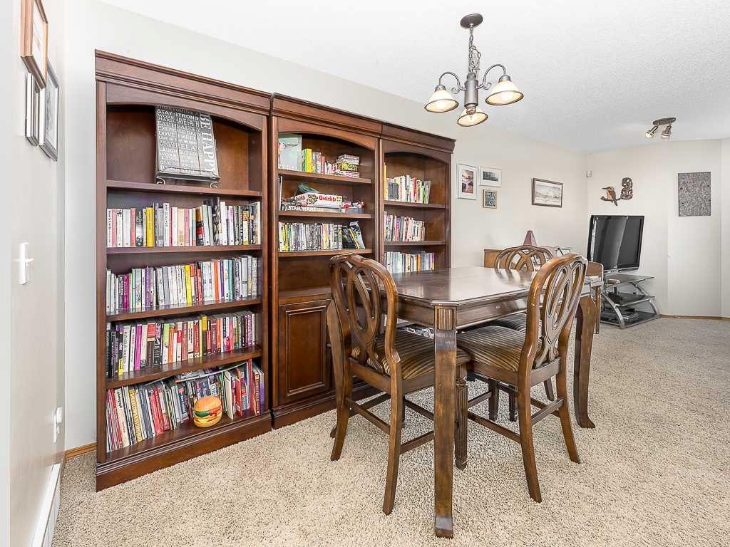 119 Mt Douglas Manor Se, Calgary, AB - Indoor