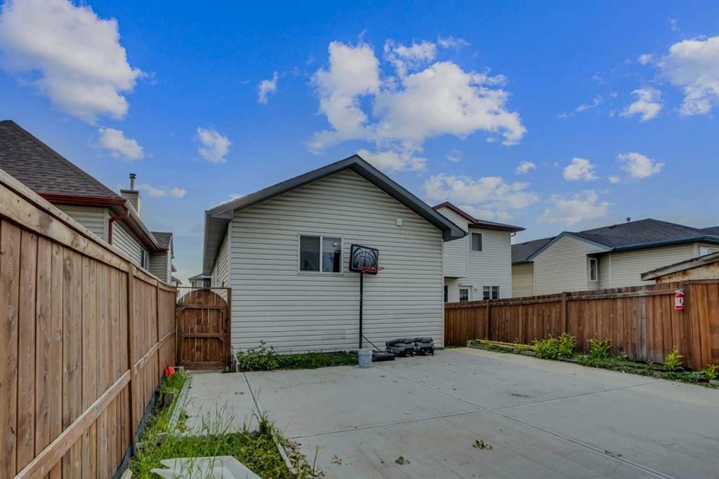 62 Taracove Estate Drive Ne, Calgary, AB - Outdoor With Exterior