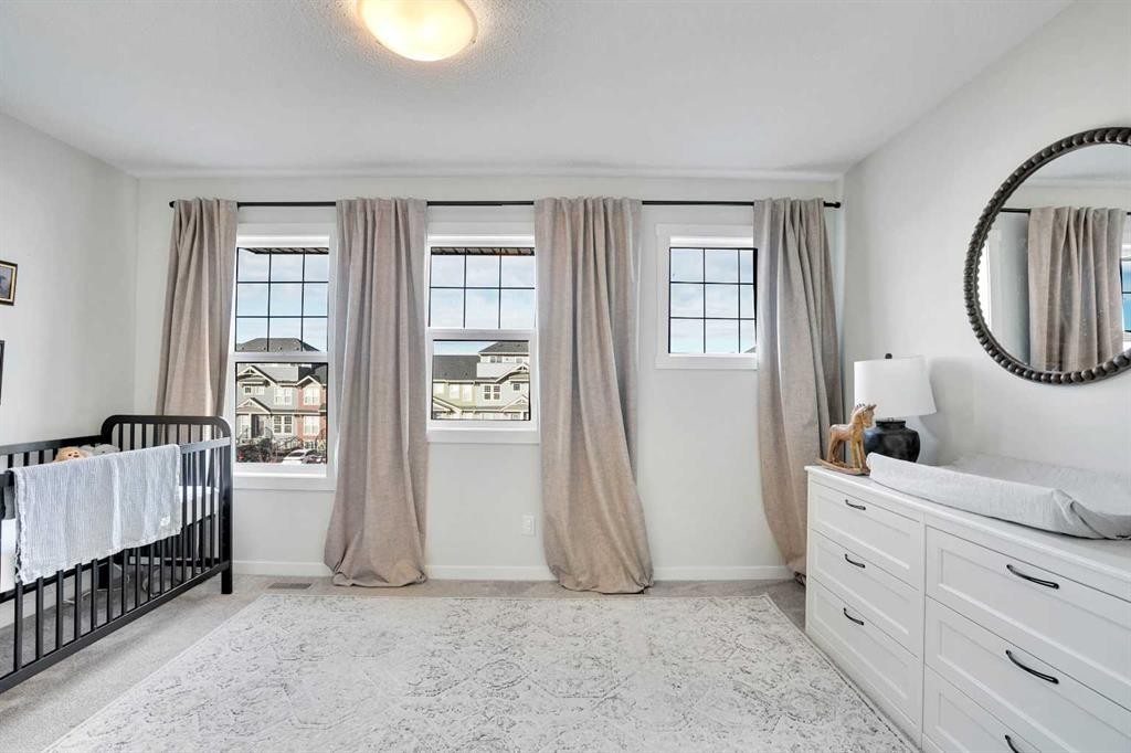 128 Cranbrook Square Se, Calgary, AB - Indoor Photo Showing Other Room