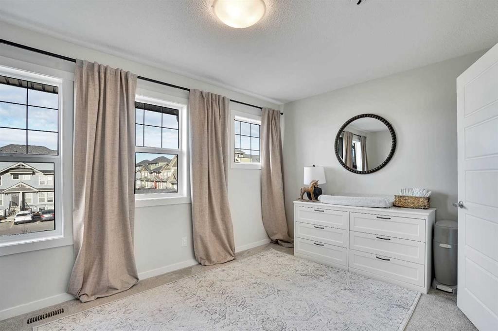 128 Cranbrook Square Se, Calgary, AB - Indoor