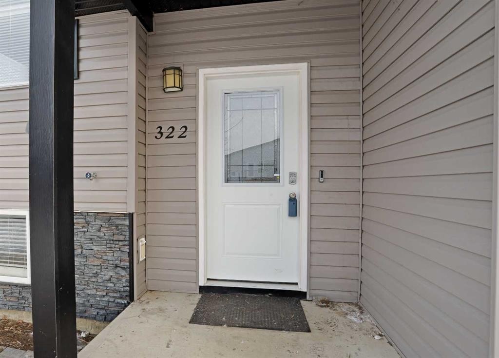 322 17 Street East, Brooks, AB - Outdoor With Exterior