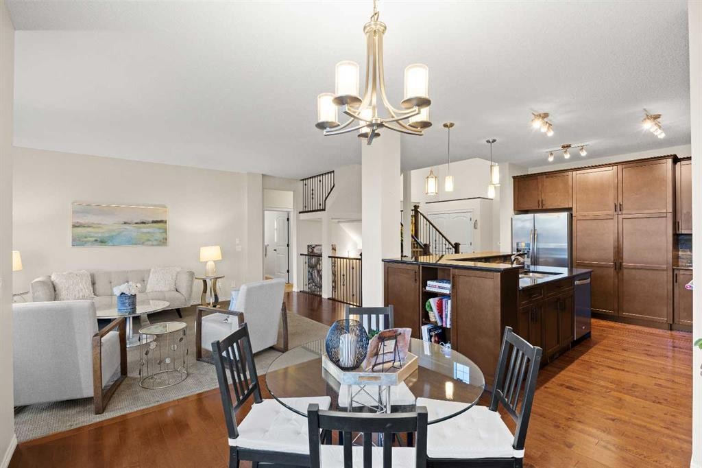 43 Ranchers Crescent, Okotoks, AB - Indoor Photo Showing Dining Room