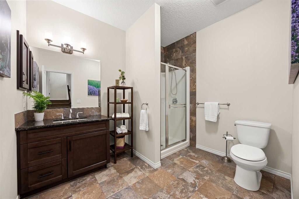 43 Ranchers Crescent, Okotoks, AB - Indoor Photo Showing Bathroom