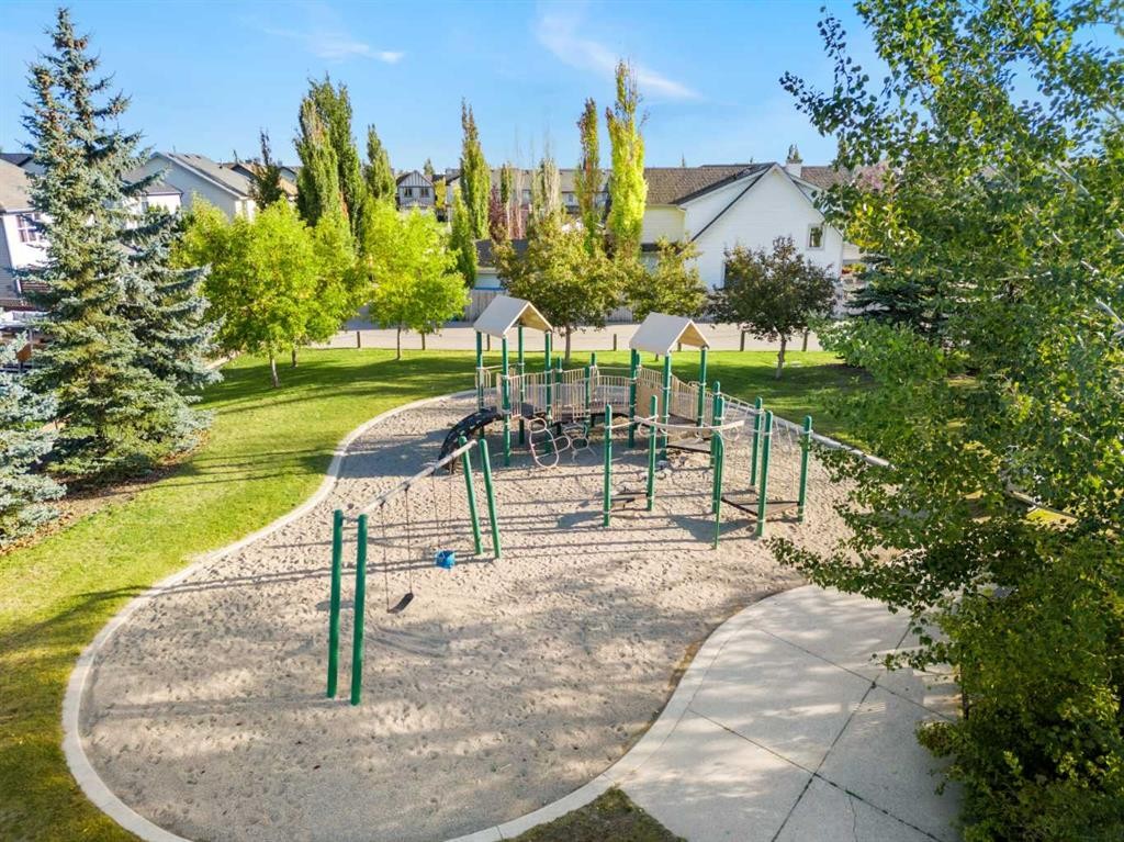 2107-99 Copperstone Park Se, Calgary, AB - Outdoor
