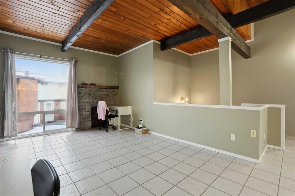 107 Pinemont Bay Ne, Calgary, AB - Indoor Photo Showing Other Room