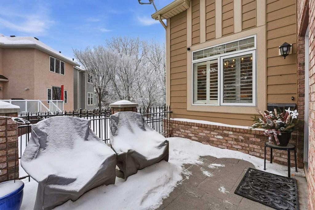 39 Varsity Estates Park Nw, Calgary, AB - Outdoor With Deck Patio Veranda With Exterior