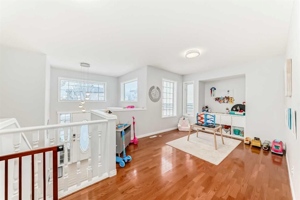 3263 Signal Hill Drive Sw, Calgary, AB - Indoor