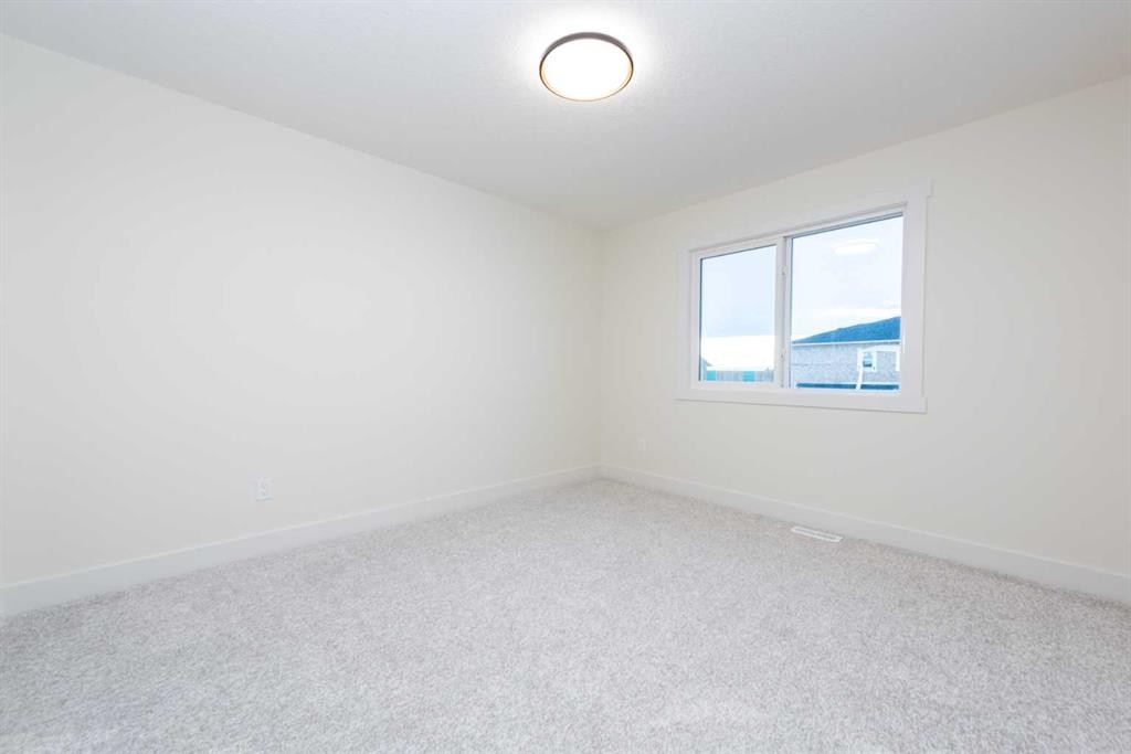 101 Waterford Passage, Chestermere, AB - Indoor Photo Showing Other Room