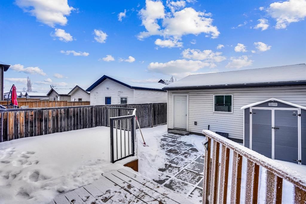 210 Cranberry Place Se, Calgary, AB - Outdoor