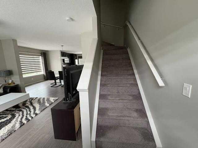 202 Evansridge Park Nw, Calgary, AB - Indoor Photo Showing Other Room