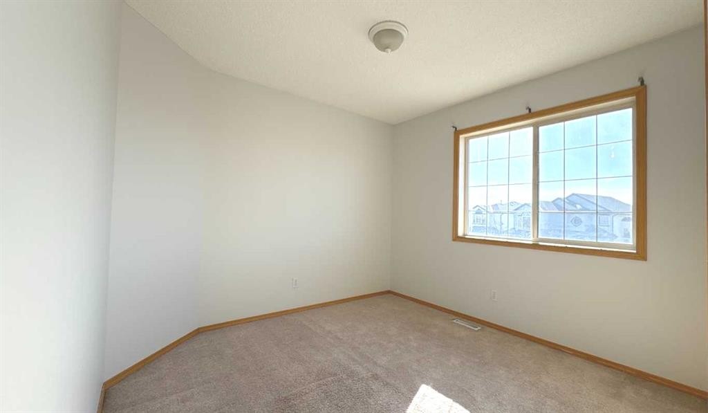 244 Los Alamos Place Ne, Calgary, AB - Indoor Photo Showing Other Room