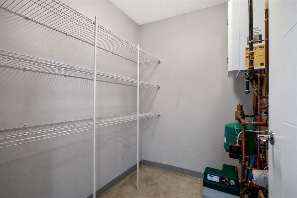 D-204 6 Avenue, Strathmore, AB - Indoor With Storage