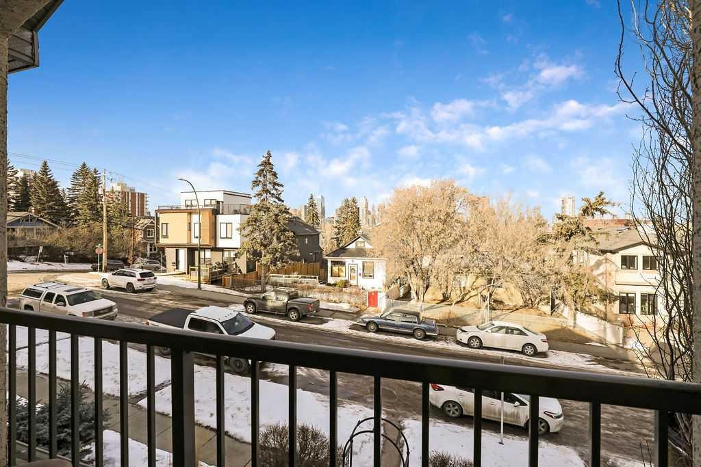 47 28 Avenue Sw, Calgary, AB - Outdoor