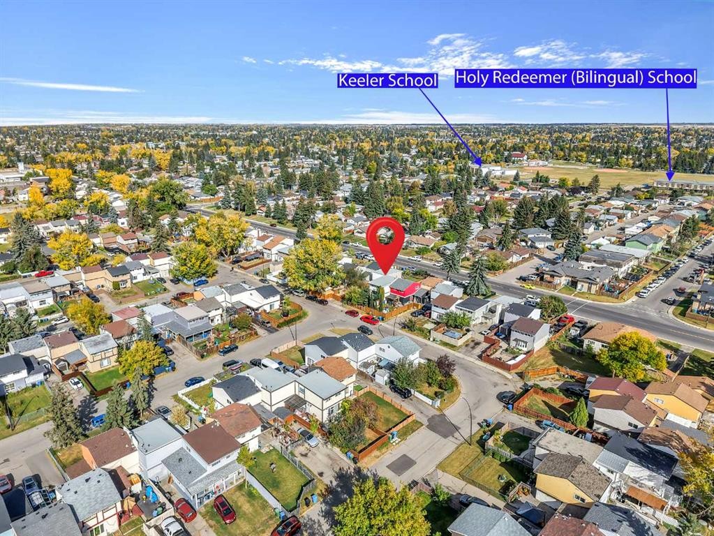 713 44 Street Se, Calgary, AB - Outdoor With View