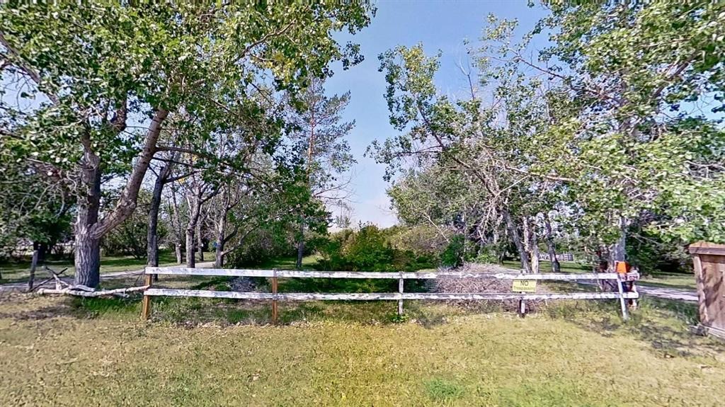 243039 Paradise Road, Chestermere, AB - Outdoor