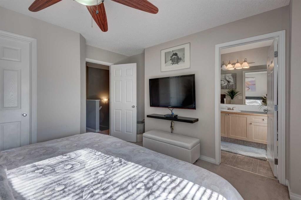 219 Copperfield Lane Se, Calgary, AB - Indoor Photo Showing Bedroom