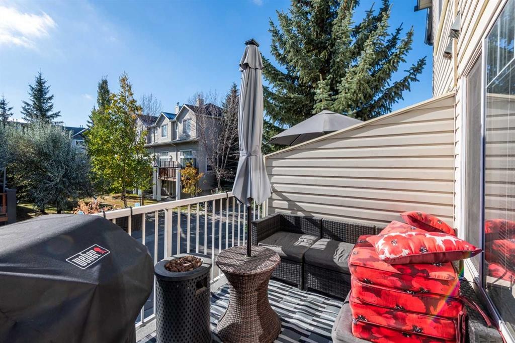 219 Copperfield Lane Se, Calgary, AB - Outdoor