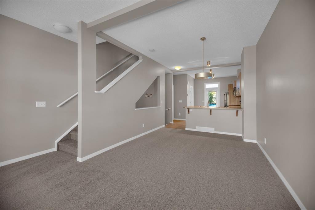 136 New Brighton Point Se, Calgary, AB - Indoor Photo Showing Other Room