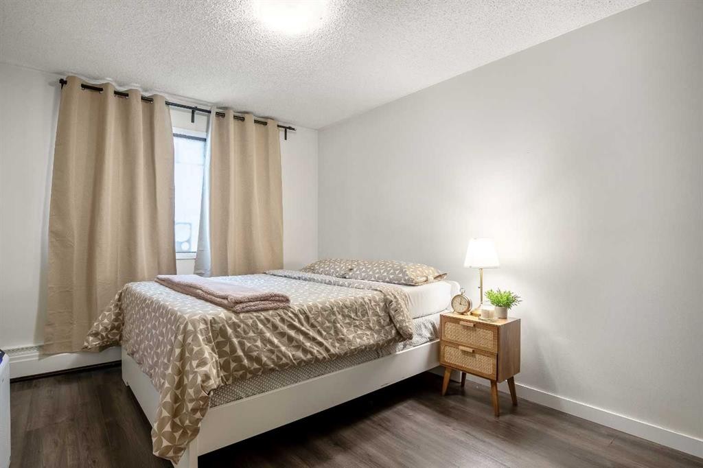 301-523 15 Avenue Sw, Calgary, AB - Indoor Photo Showing Bedroom